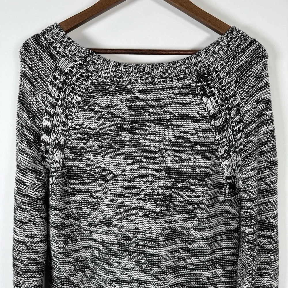 Guess Women's Cable Knit Sweater Black White Size Large Warm‎